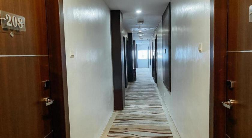 Lucky Star Hotel Нагоя Екстериор снимка