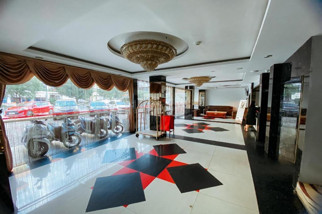 Lucky Star Hotel Нагоя Екстериор снимка
